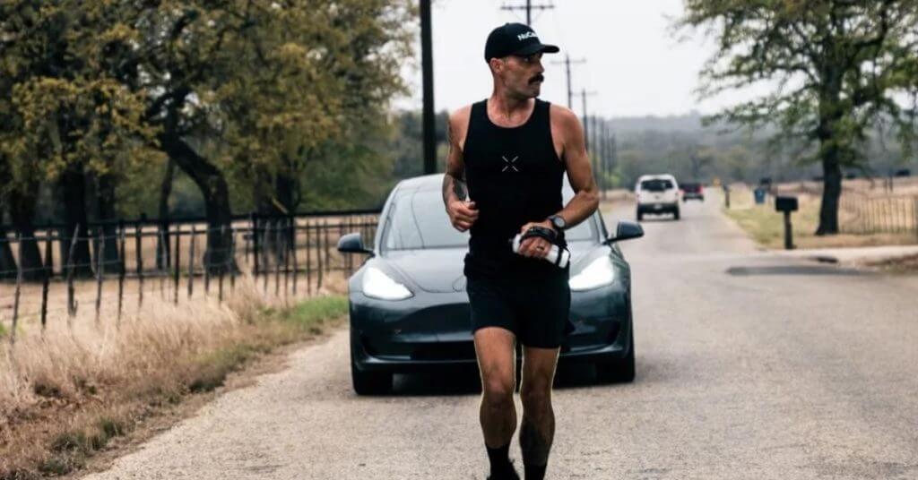 Vegan Ultra-Endurance Runner Beats A Tesla